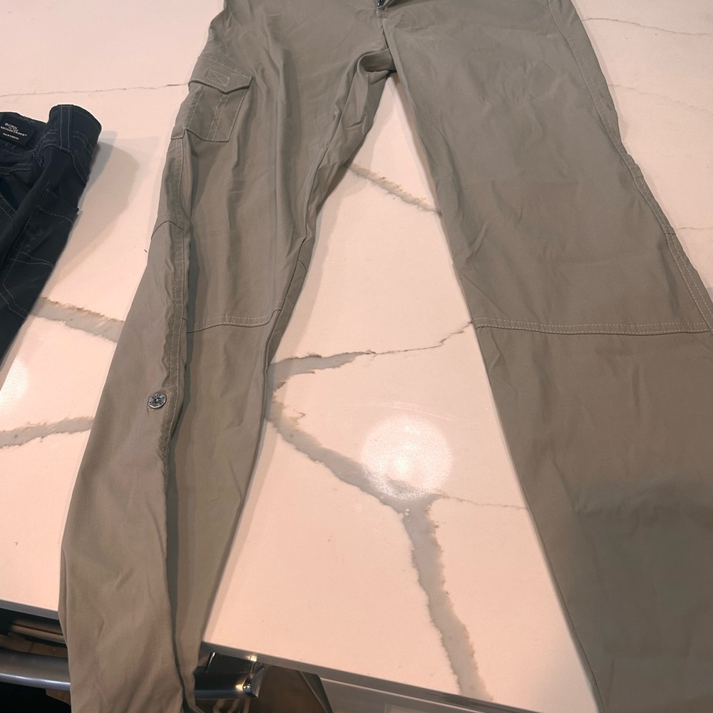 Kuhl boys's Khaki Cargo hiking Pants